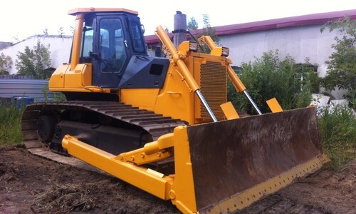 Аренда бульдозера Komatsu D65P-12