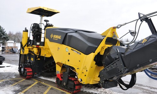 Аренда дорожной фрезы (фрезерной машины) Bomag BM 1000-30-2