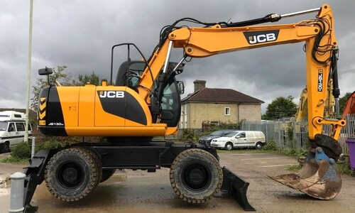 Аренда колесного экскаватора JCB JS 130W