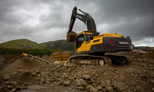 Аренда гусеничного экскаватора Volvo EC300DL