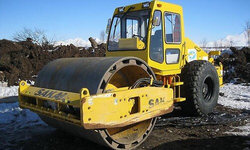 Аренда дорожного катка SAKAI SW652B-1