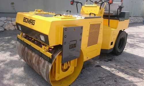 Аренда дорожного катка BOMAG 131 ACV
