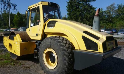 Аренда грунтового катка Bomag BW 226 DH-4